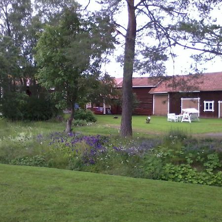 Draenggardens Stuga Pa Genuin Raettviksgard Boda  Eksteriør billede
