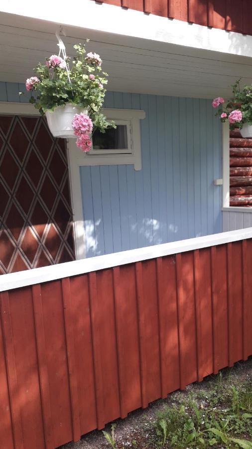 Draenggardens Stuga Pa Genuin Raettviksgard Boda  Eksteriør billede